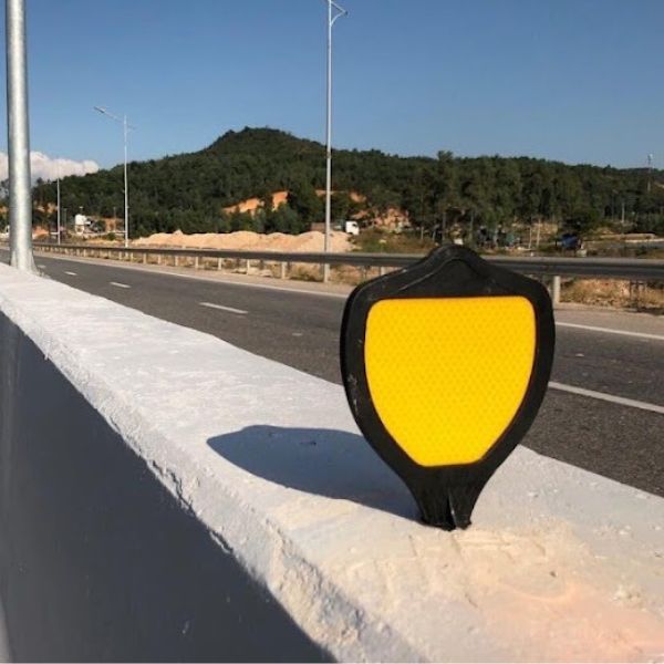 Tiêu Phản Quang Chính Hãng Đạt Chuẩn An Toàn Giao Thông – OTPQ00052 1 Tiêu Phản Quang Đạt Chuẩn