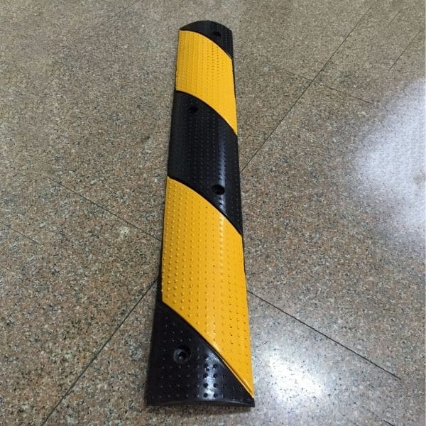 Gờ Giảm Tốc Chất Lượng Tốt Trụ Cột An Toàn Trong Hạ Tầng Giao Thông Minh - OGGT00083 3 Gờ Giảm Tốc Chất Lượng Tốt Chắc Chắn