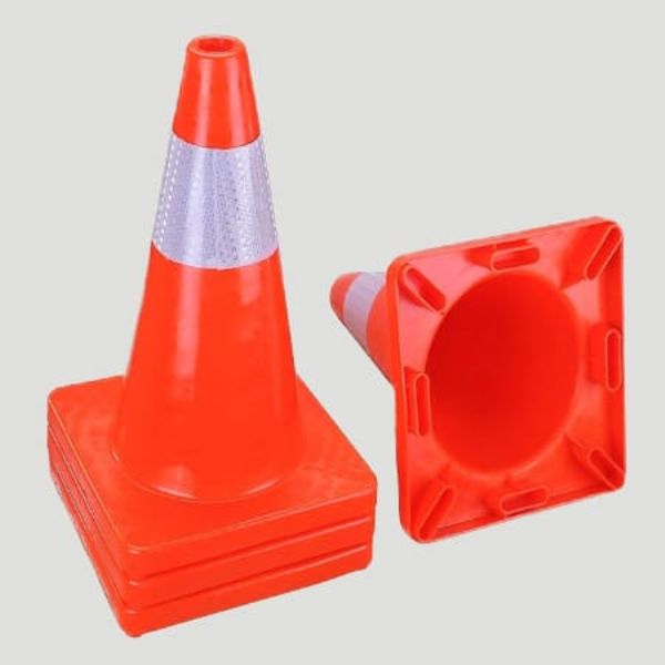 Cọc Tiêu Giao Thông Đạt Chuẩn Cứng Cáp - OCGT00078 4 Cọc Tiêu Giao Thông Đạt Chuẩn Nhỏ Gọn