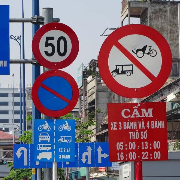 Biển Báo Giao Thông An Toàn Chất Lượng Cao Đường Phố