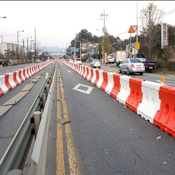 Dải Phân Cách Bằng Nhựa Di Động